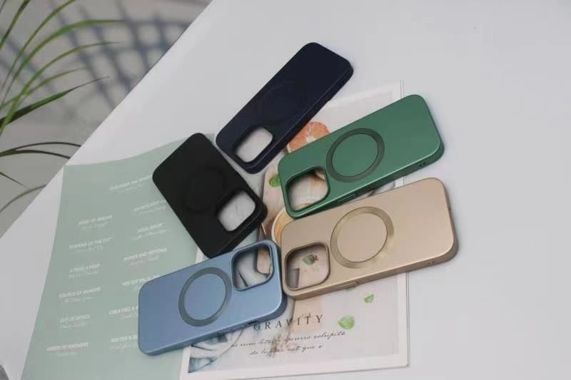 Iphone 14 Pro Ultra İnce Magsafe Thin Kapak-Kılıf