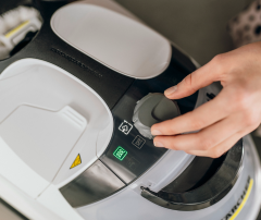 KARCHER SC 5 EasyFix IRON PLUG Buharlı Temizlik Makinesi